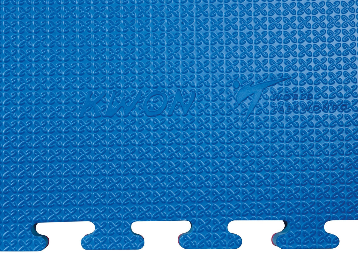 KWON WT mat - blue surface texture