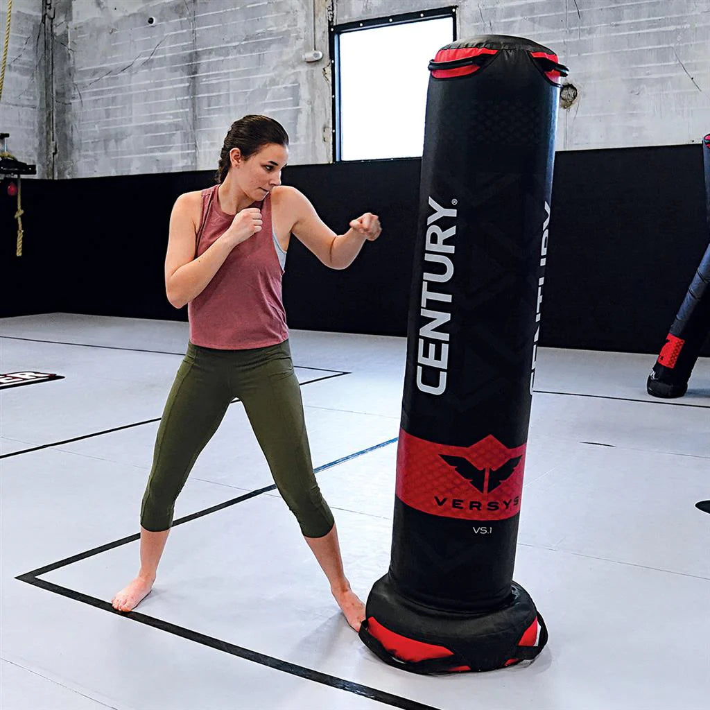 Century VERSYS VS.1 Freestanding Training Bag – MMA & Muay Thai